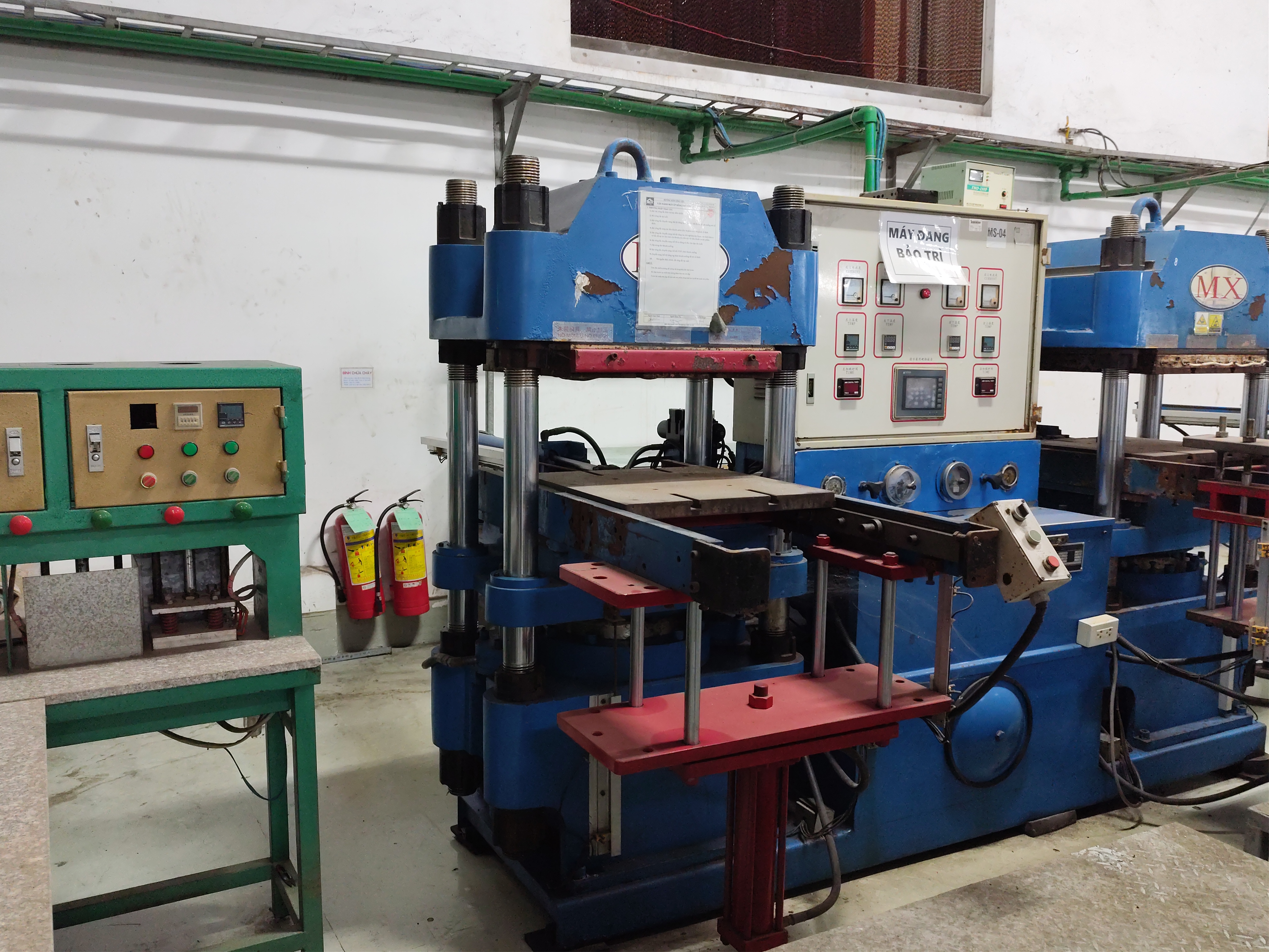 Hydraulic press